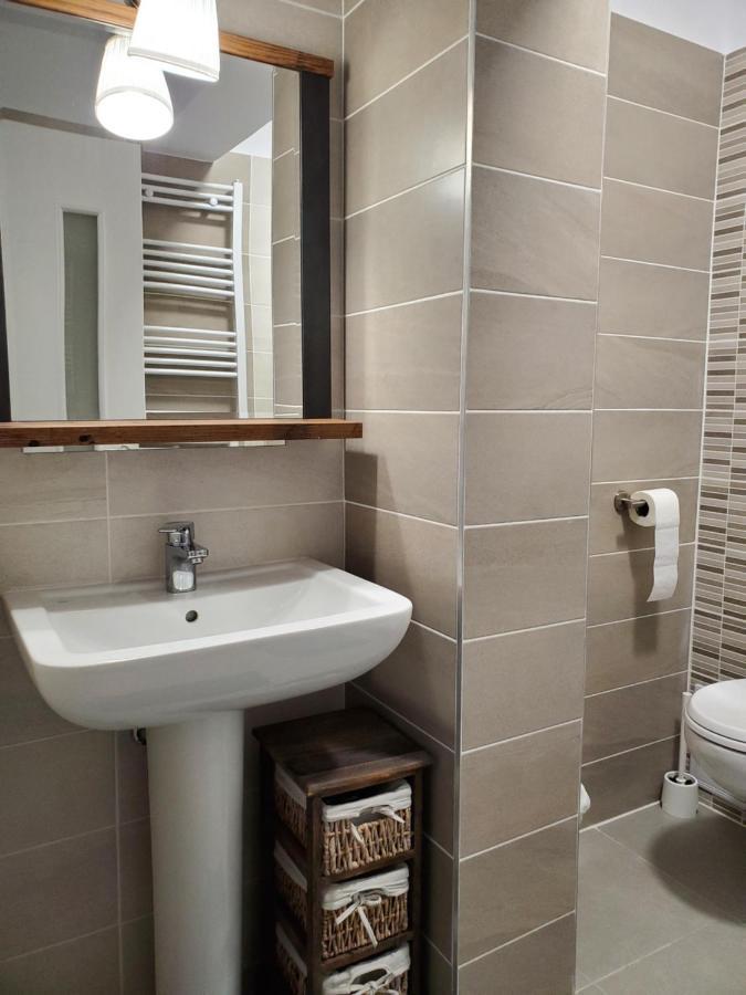 Jad- Penthouse With Jacuzzi And Mountain View - Coresi Brasov Ngoại thất bức ảnh