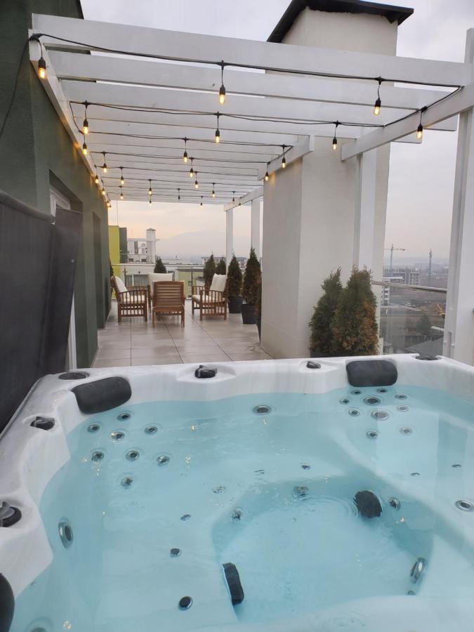 Jad- Penthouse With Jacuzzi And Mountain View - Coresi Brasov Ngoại thất bức ảnh