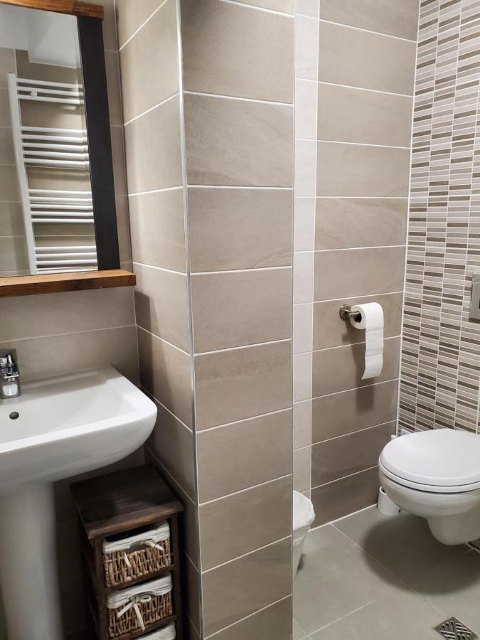 Jad- Penthouse With Jacuzzi And Mountain View - Coresi Brasov Ngoại thất bức ảnh