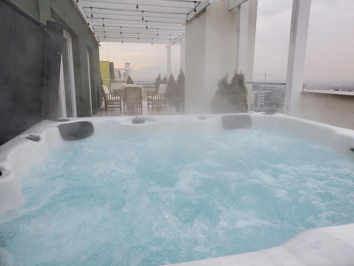 Jad- Penthouse With Jacuzzi And Mountain View - Coresi Brasov Ngoại thất bức ảnh